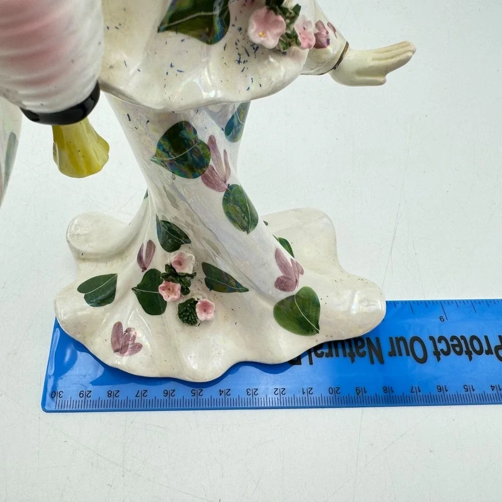 Vintage 1955 Signed Geo Z. Lefton Porcelain East Asian Dancer Lantern Pink Green